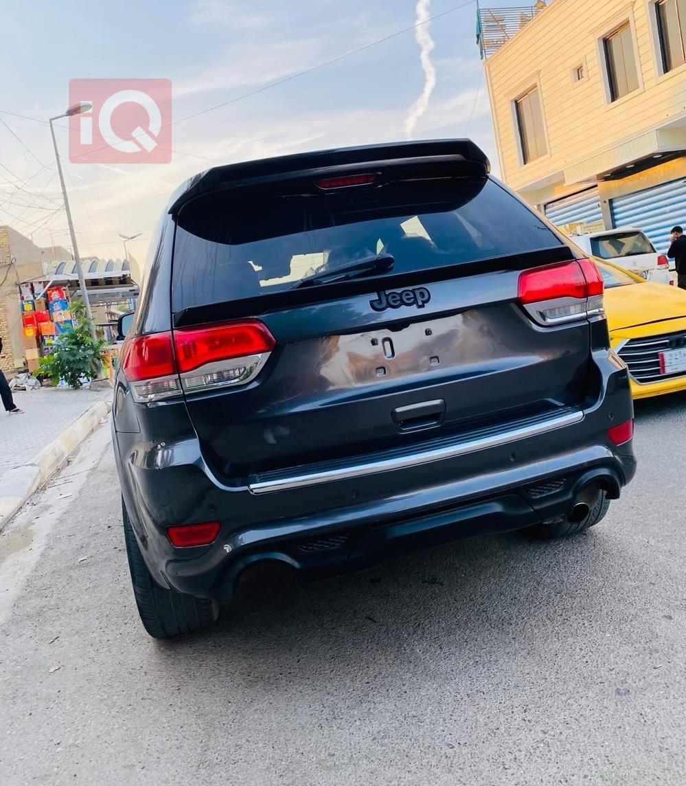 جيب جراند شيروكي